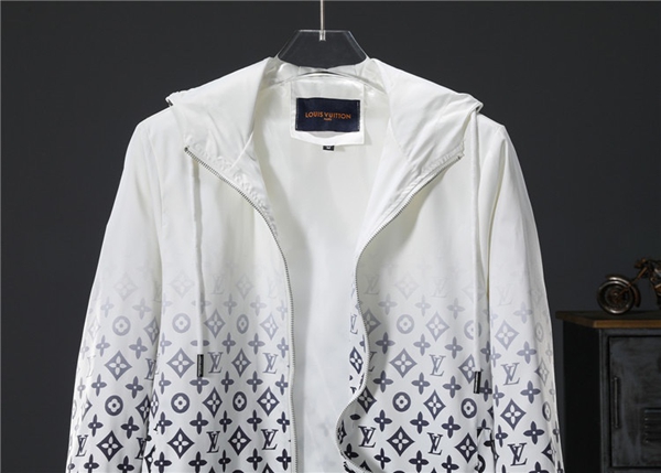 ブランドジャケット着用イメージ